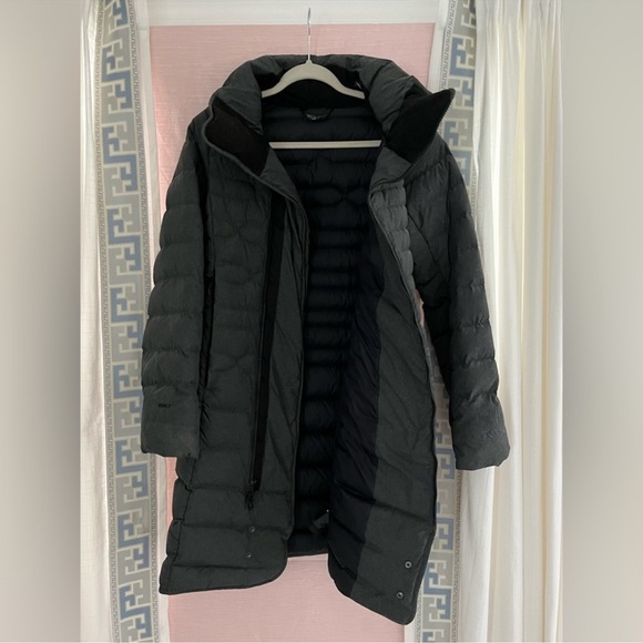 The North Face 550 Down Filled Far Northern Parka Gray Small Women’s - Picture 2 of 7